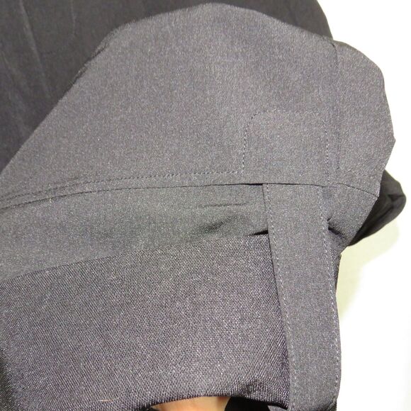 Halara Black Lightweight Nylon Blend High Waist Pull On Crop Cargo Pants Size XS - Picture 13 of 13